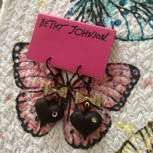 Betsey Johnson earrings 🦋🦋🦋